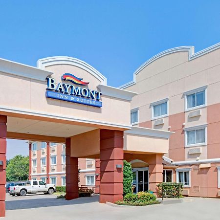 Baymont By Wyndham Dallas/ Love Field Exterior photo