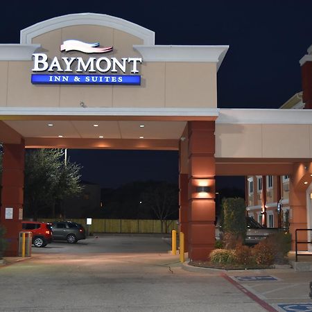 Baymont By Wyndham Dallas/ Love Field Exterior photo