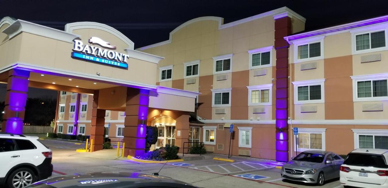 Baymont By Wyndham Dallas/ Love Field Exterior photo